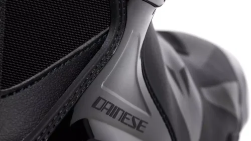 Stivali Axial 2 Dainese dettaglio - Ugbox