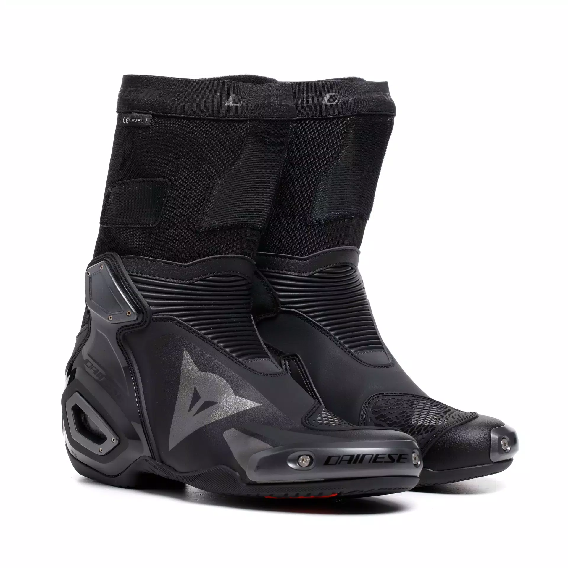 Axial 2 Dainese - Ugbox